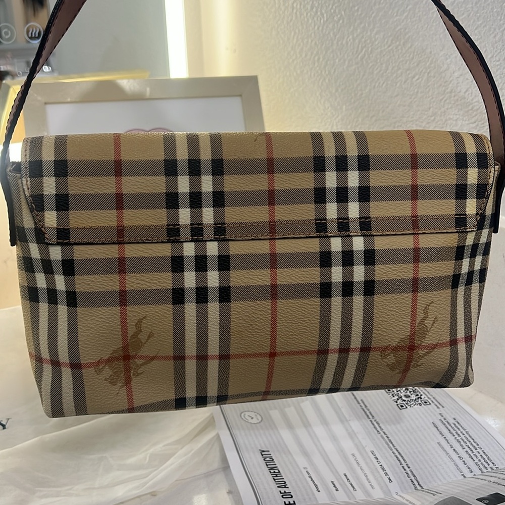 Burberry classic nova Tan and Brown Checkered Bag - Picture 6 of 16
